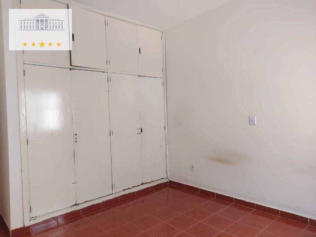 Casa à venda com 3 quartos, 237m² - Foto 5