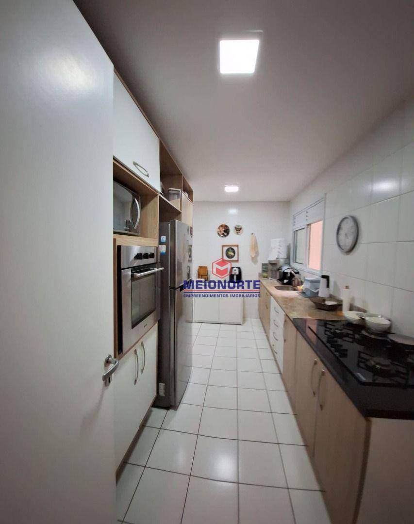 Apartamento à venda com 3 quartos, 142m² - Foto 9