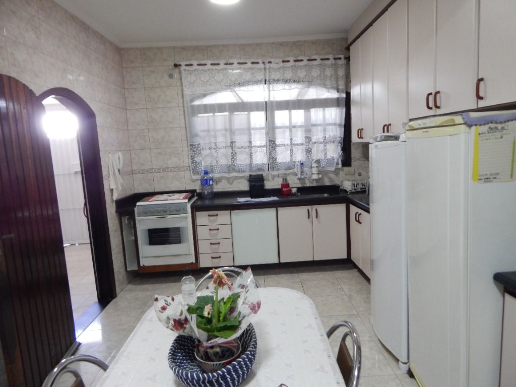 Sobrado à venda com 2 quartos, 80m² - Foto 15