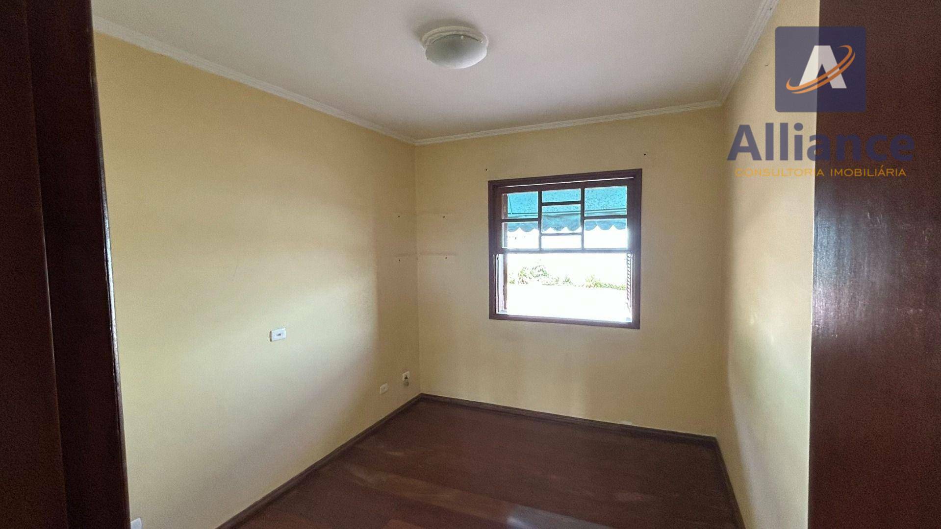 Casa para alugar com 3 quartos, 193m² - Foto 7