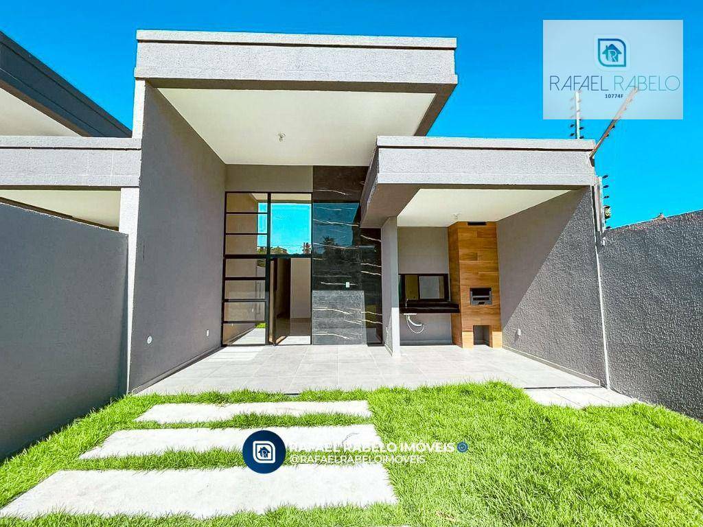 Casa à venda com 4 quartos, 137m² - Foto 1