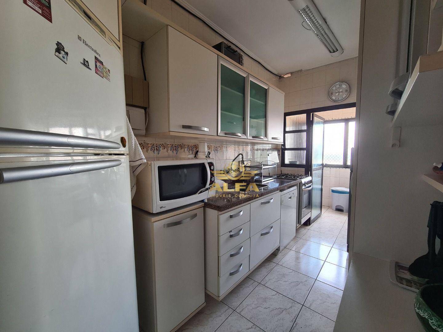 Apartamento à venda com 3 quartos, 130m² - Foto 22