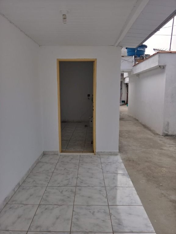 Casa à venda com 5 quartos, 240m² - Foto 24