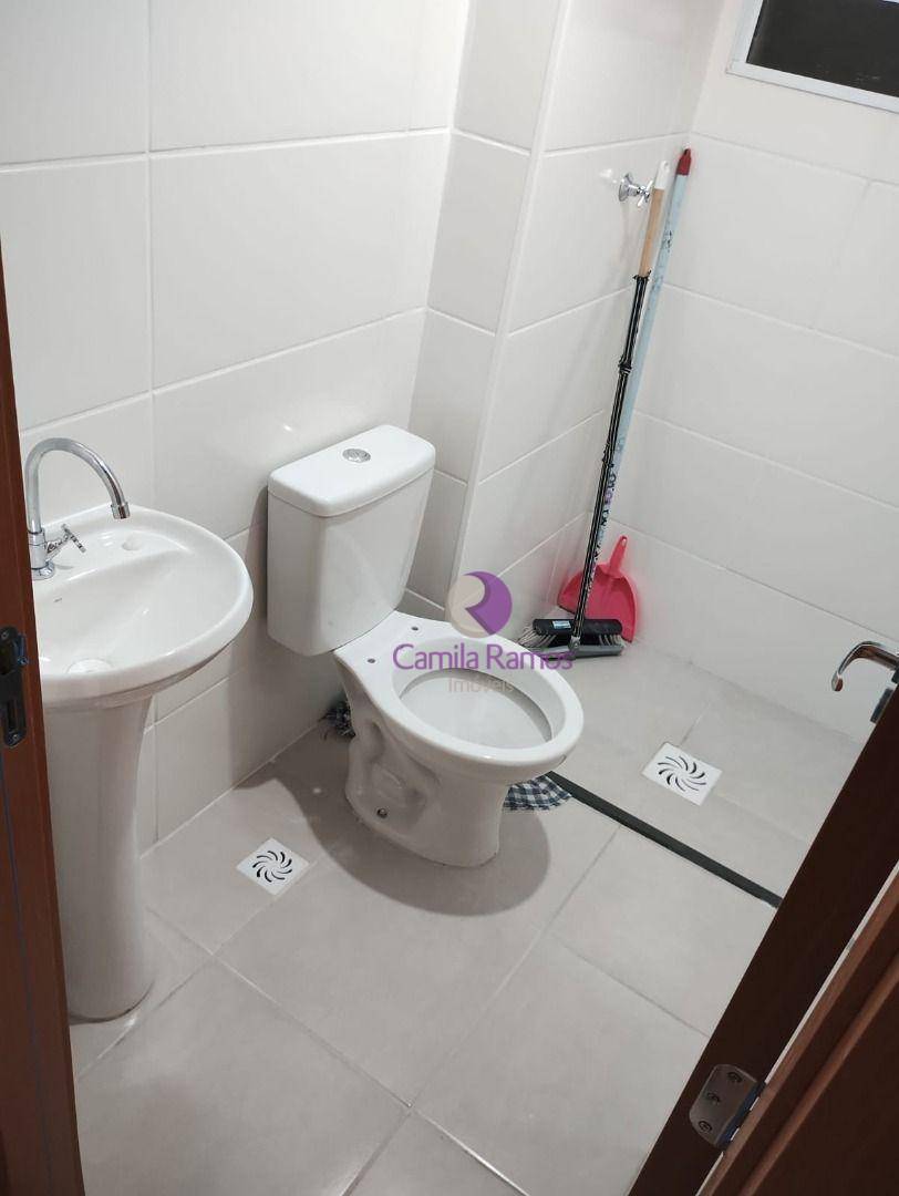 Apartamento para alugar com 2 quartos, 40m² - Foto 6