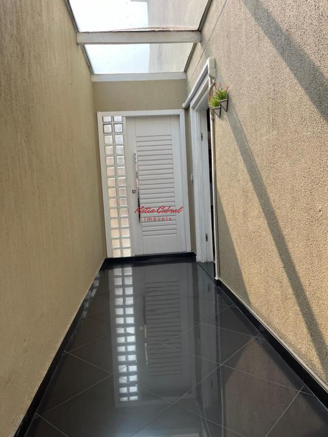 Sobrado à venda com 4 quartos, 220m² - Foto 4