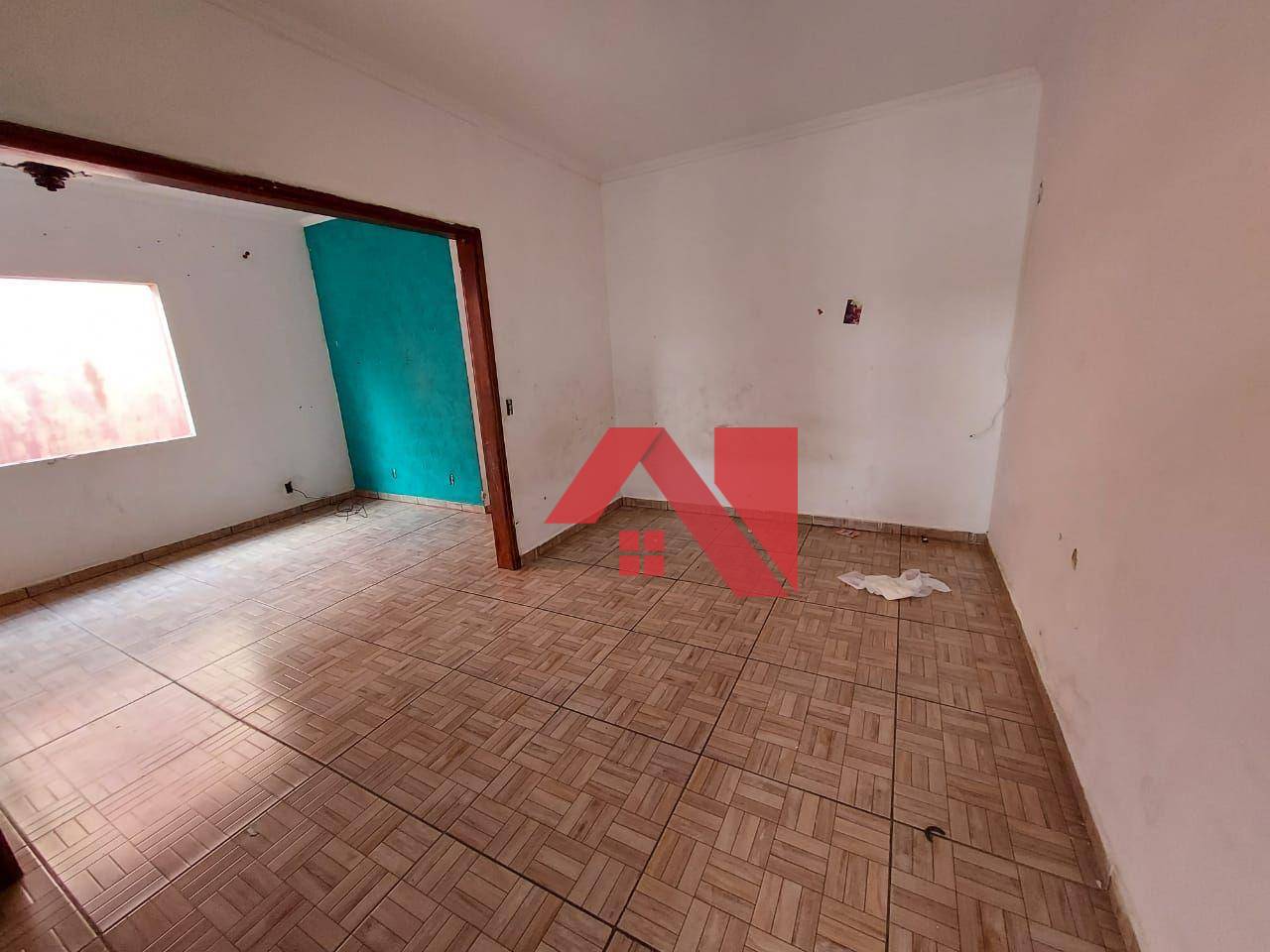 Casa à venda com 3 quartos, 200m² - Foto 3