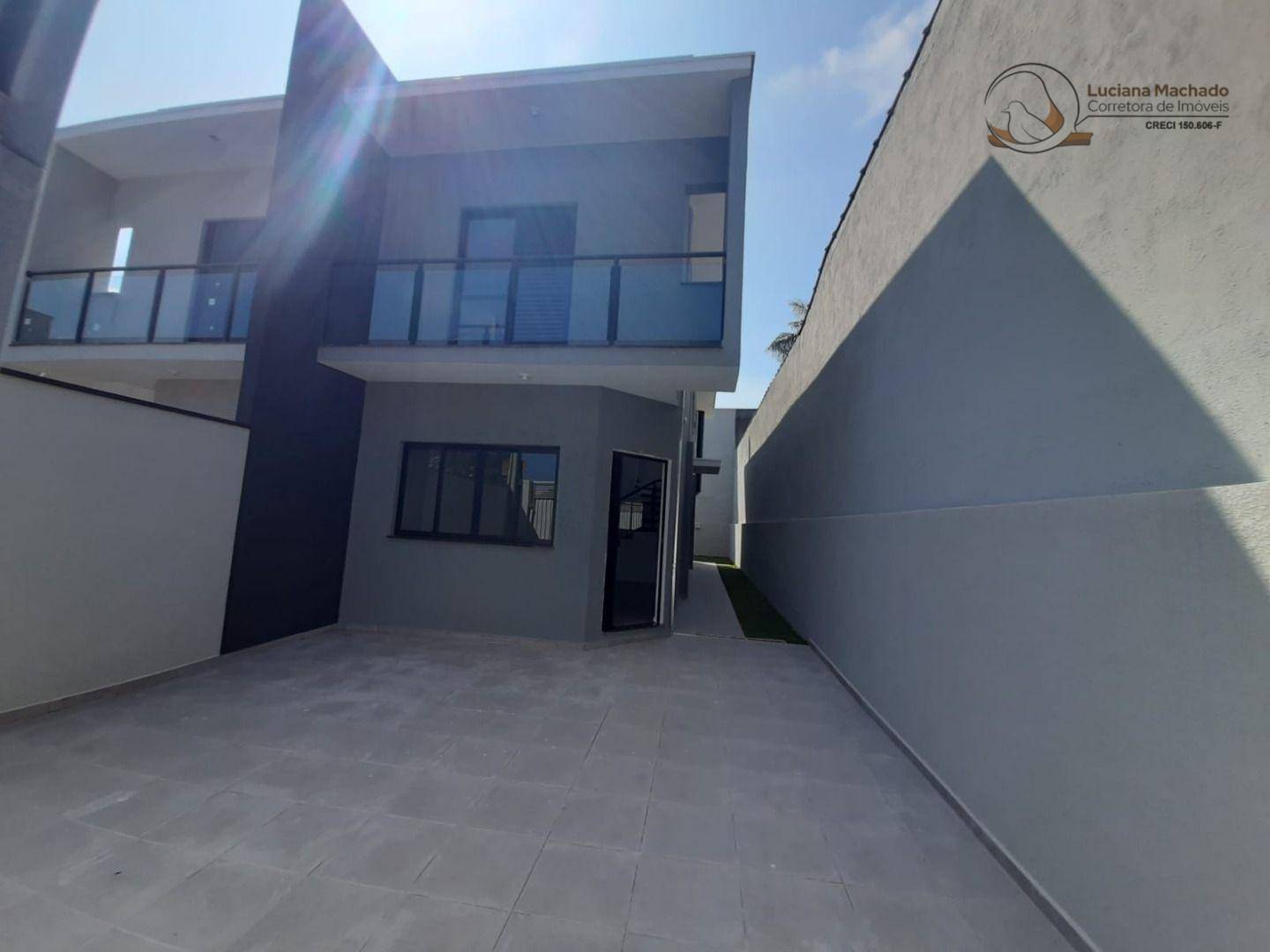 Casa à venda com 3 quartos, 113m² - Foto 2