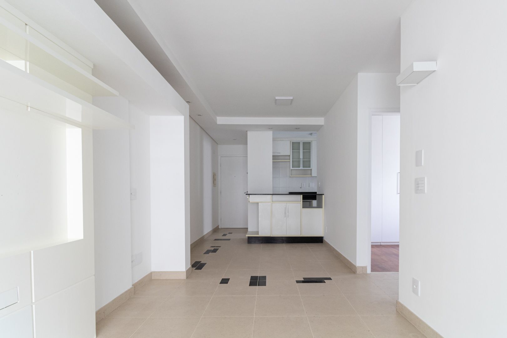 Apartamento à venda com 2 quartos, 65m² - Foto 46