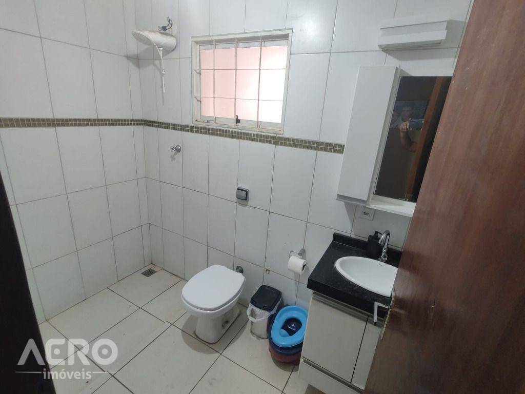 Casa à venda com 2 quartos, 135m² - Foto 8