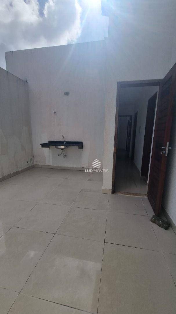 Sobrado à venda com 4 quartos, 350m² - Foto 2