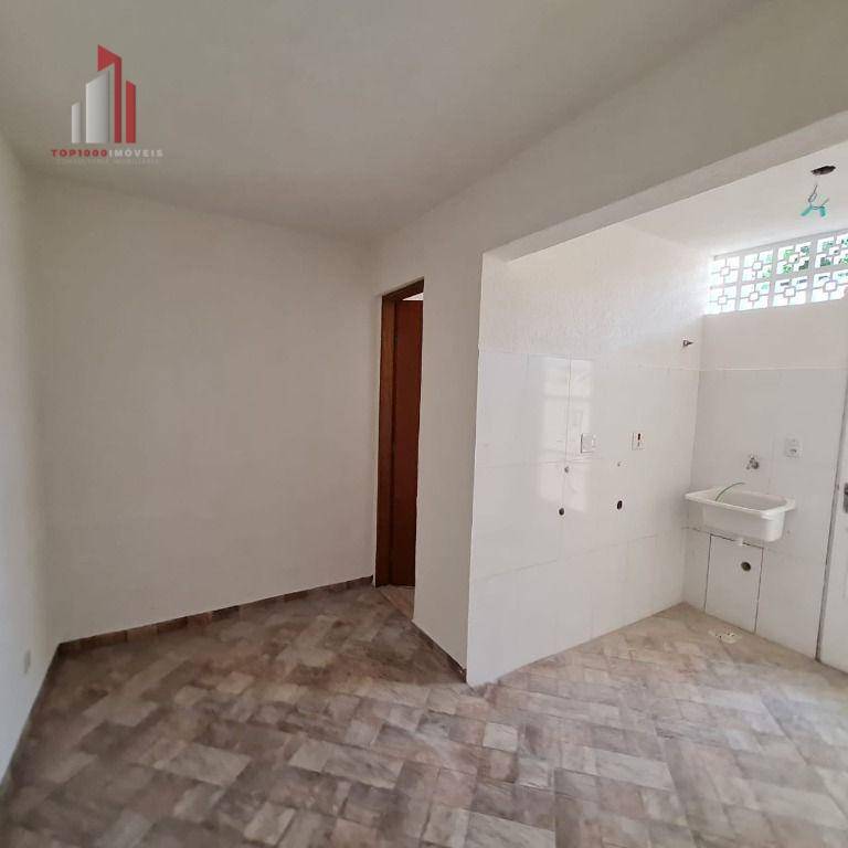 Sobrado à venda com 2 quartos, 93m² - Foto 39