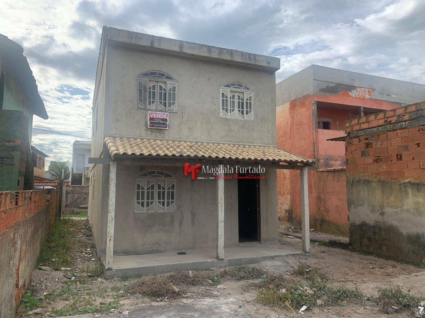 Casa à venda com 3 quartos, 222M2 - Foto 1