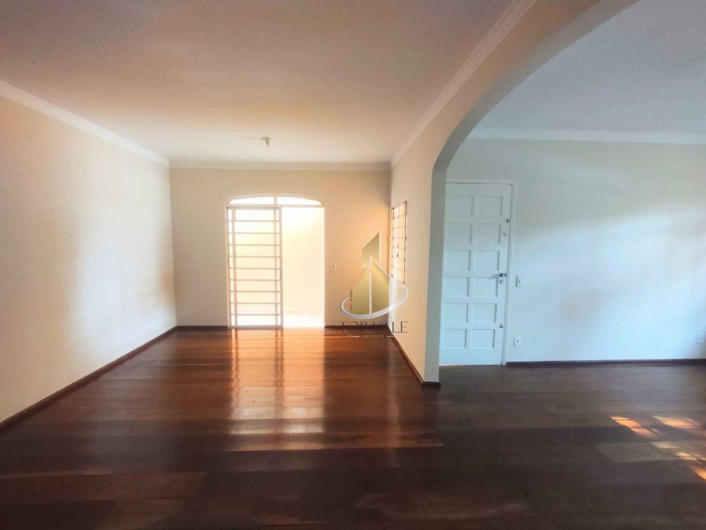 Casa à venda com 4 quartos, 150m² - Foto 5