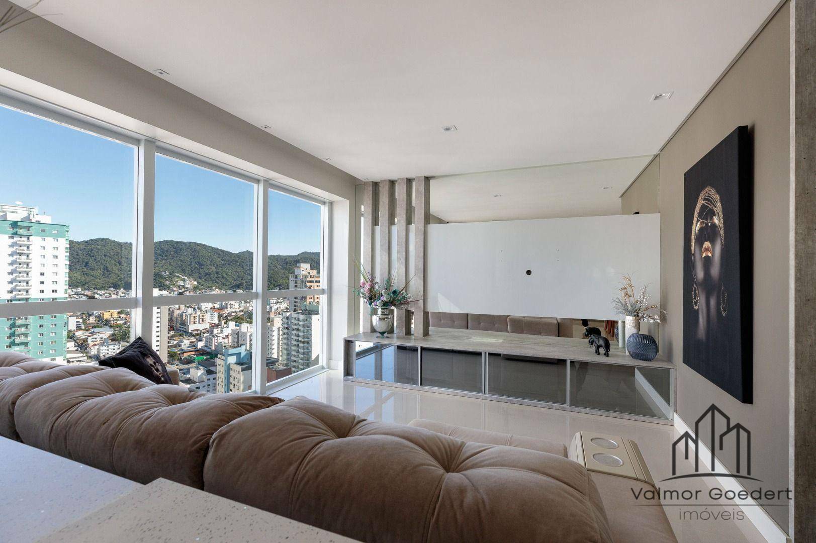 Apartamento à venda com 4 quartos, 167m² - Foto 7