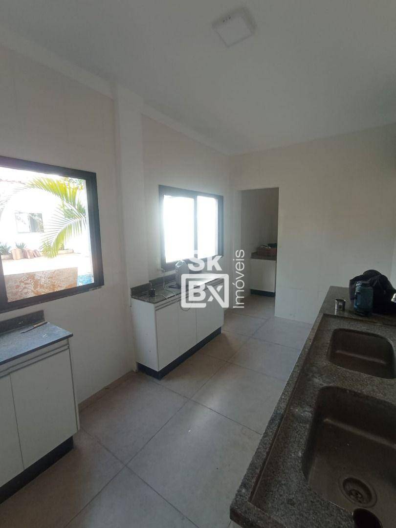 Casa à venda com 3 quartos, 167m² - Foto 15