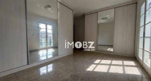 Casa à venda com 3 quartos, 200m² - Foto 14