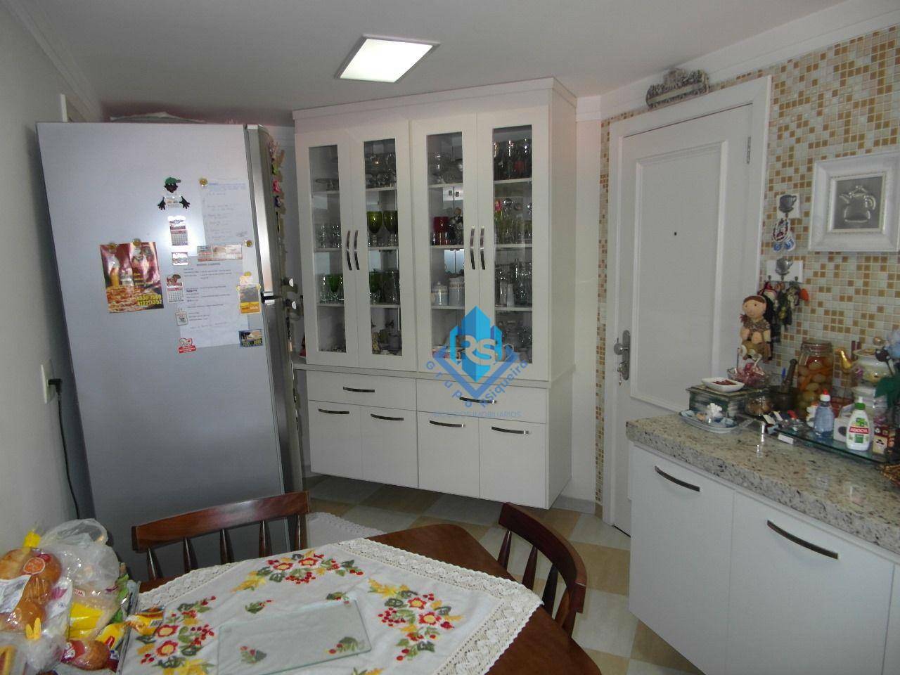 Apartamento à venda com 4 quartos, 150m² - Foto 6