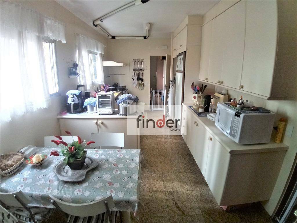 Apartamento à venda com 4 quartos, 188m² - Foto 4