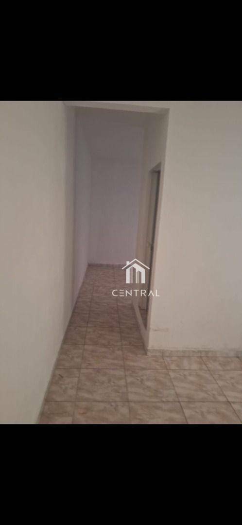 Sobrado à venda com 9 quartos, 160m² - Foto 5