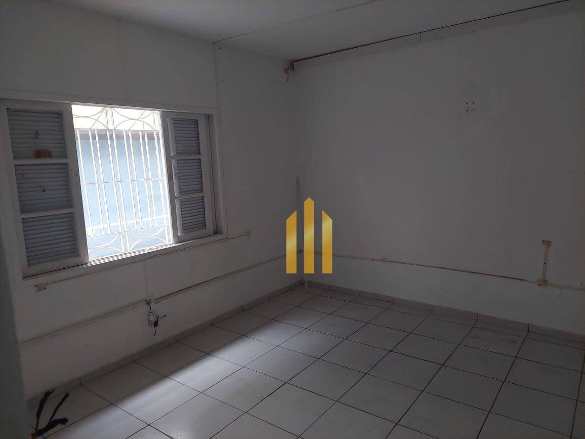 Casa à venda com 1 quarto, 320m² - Foto 6