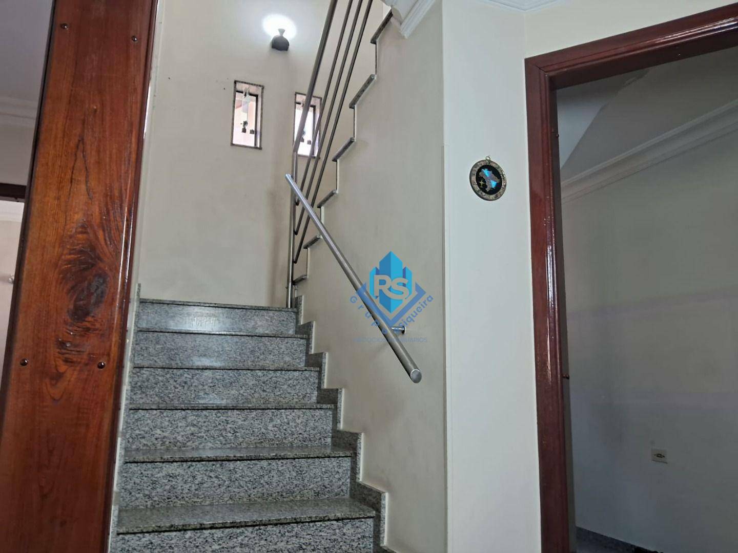 Sobrado à venda com 4 quartos, 380m² - Foto 10