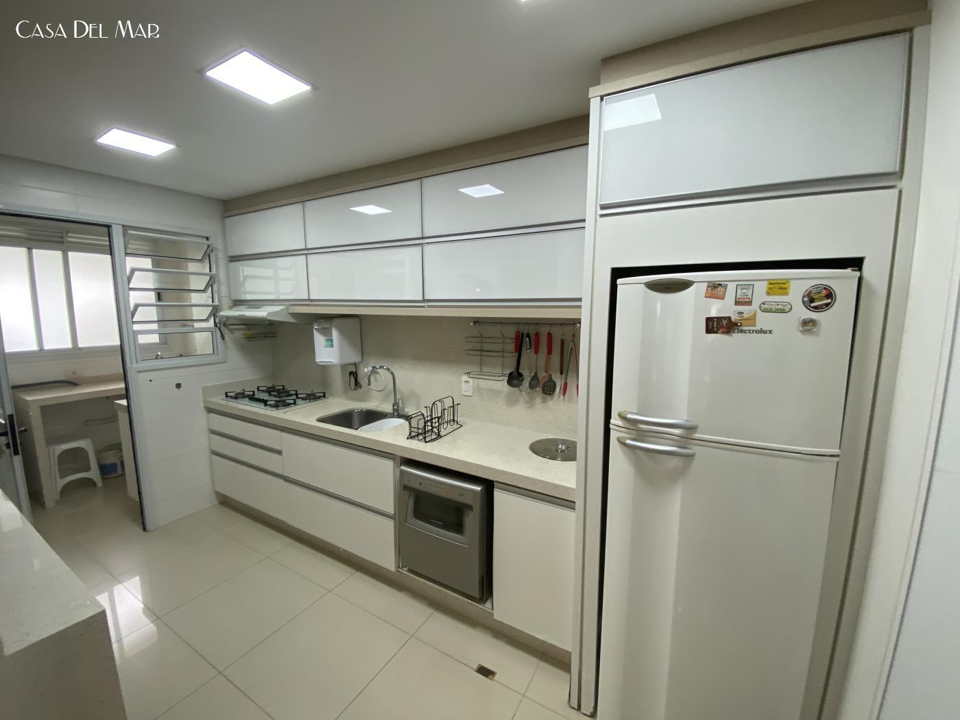 Apartamento à venda com 3 quartos, 135m² - Foto 14