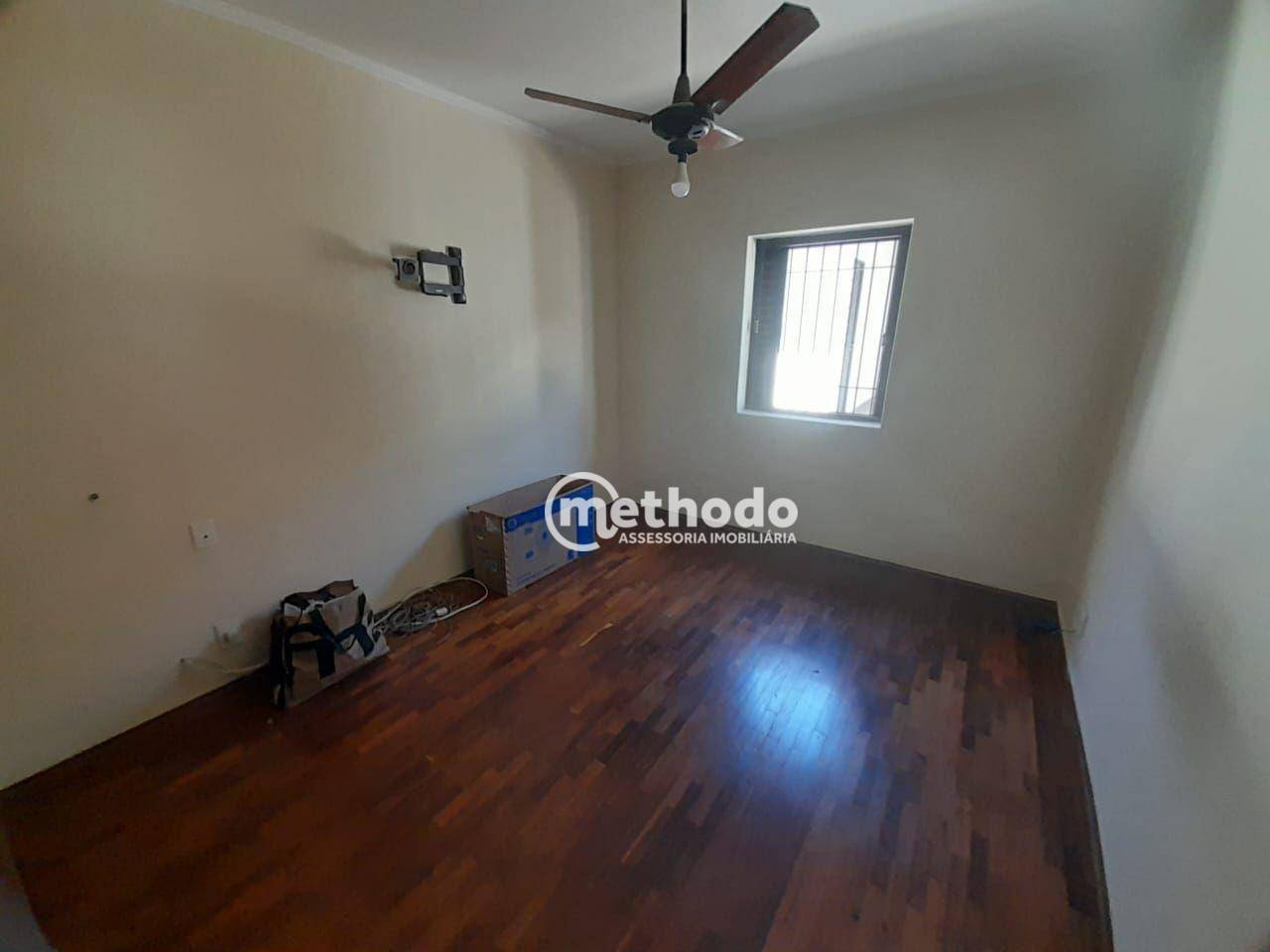 Casa à venda com 3 quartos, 206m² - Foto 14