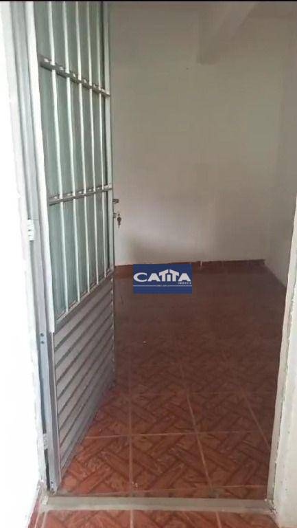 Casa para alugar com 1 quarto, 50m² - Foto 7