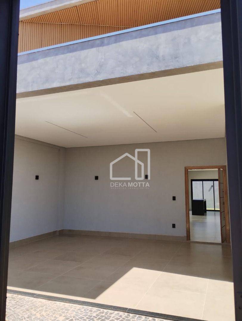 Casa à venda com 3 quartos, 170m² - Foto 9