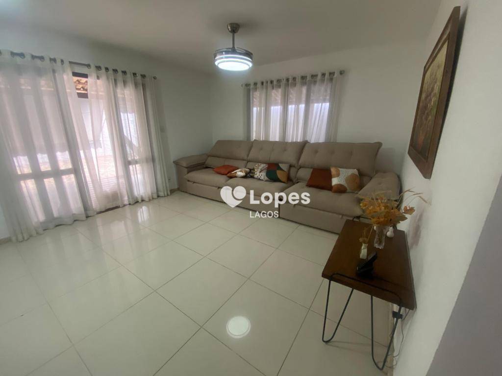 Casa à venda com 3 quartos, 250m² - Foto 15