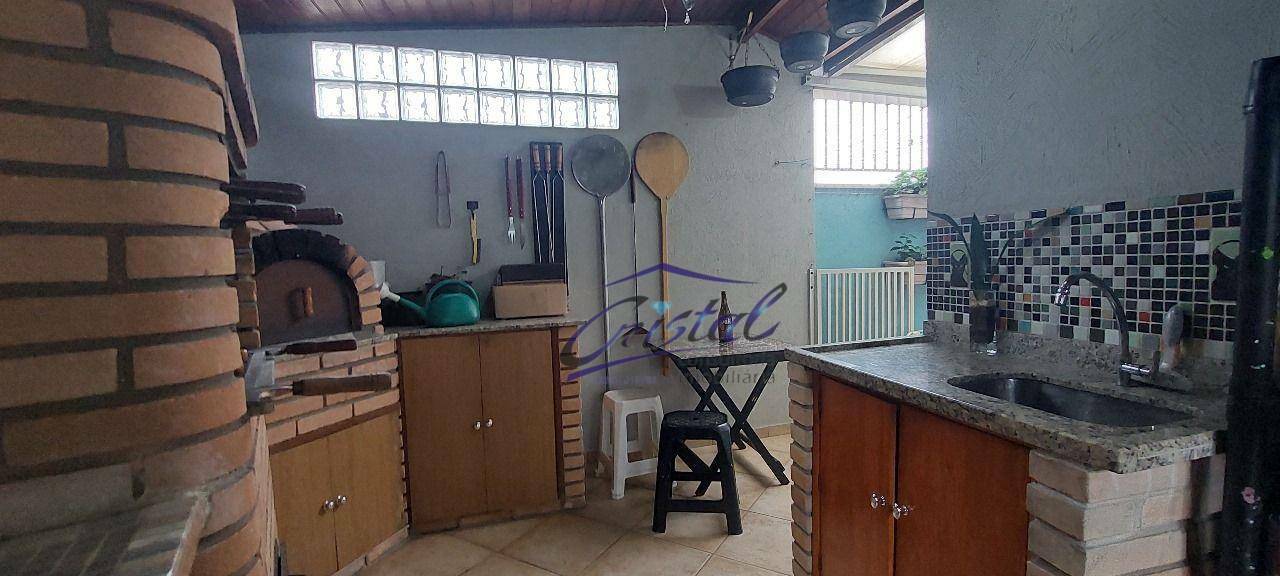 Sobrado à venda com 3 quartos, 188m² - Foto 20