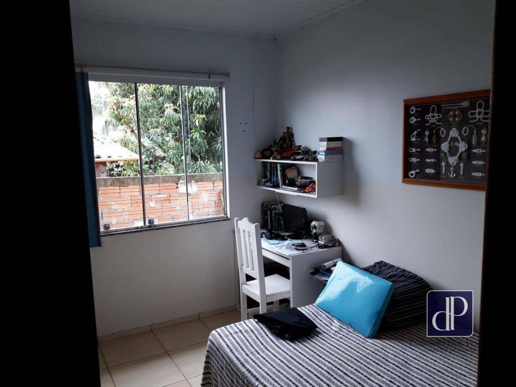 Casa à venda com 3 quartos, 151m² - Foto 7