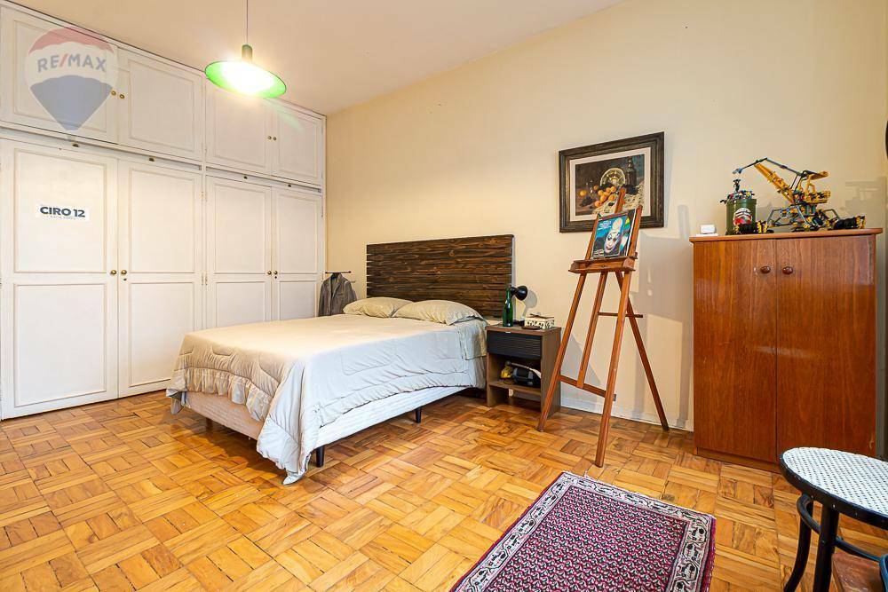 Apartamento à venda com 3 quartos, 214m² - Foto 26