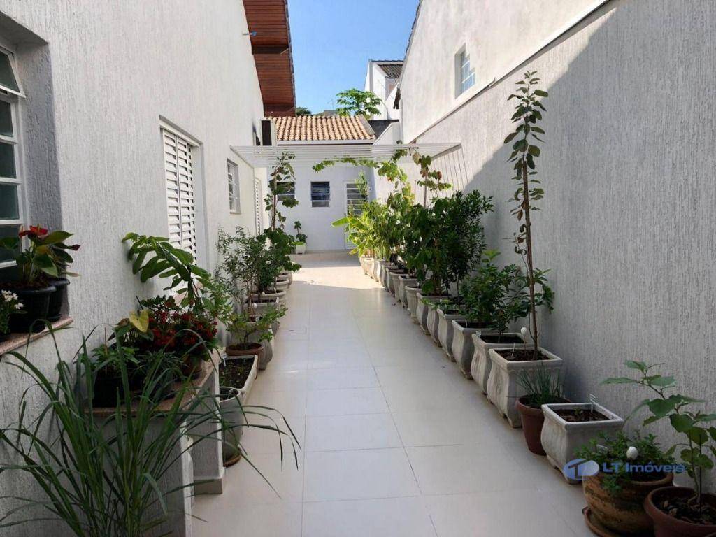 Casa à venda com 5 quartos, 250m² - Foto 15