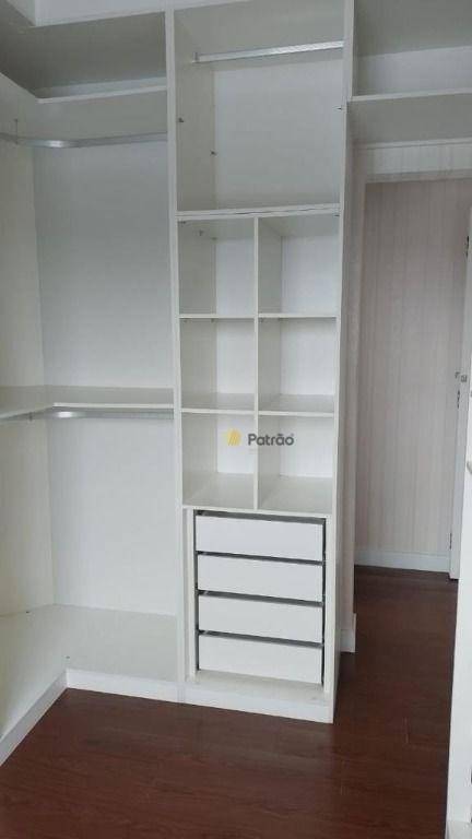 Apartamento à venda com 2 quartos, 72m² - Foto 3