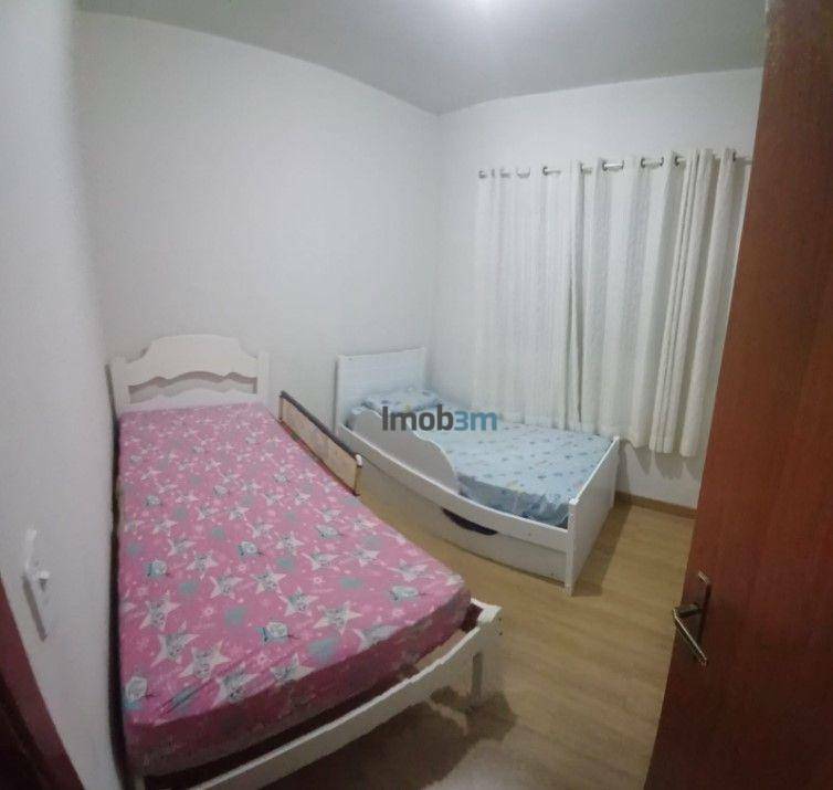 Casa à venda com 3 quartos, 94m² - Foto 13