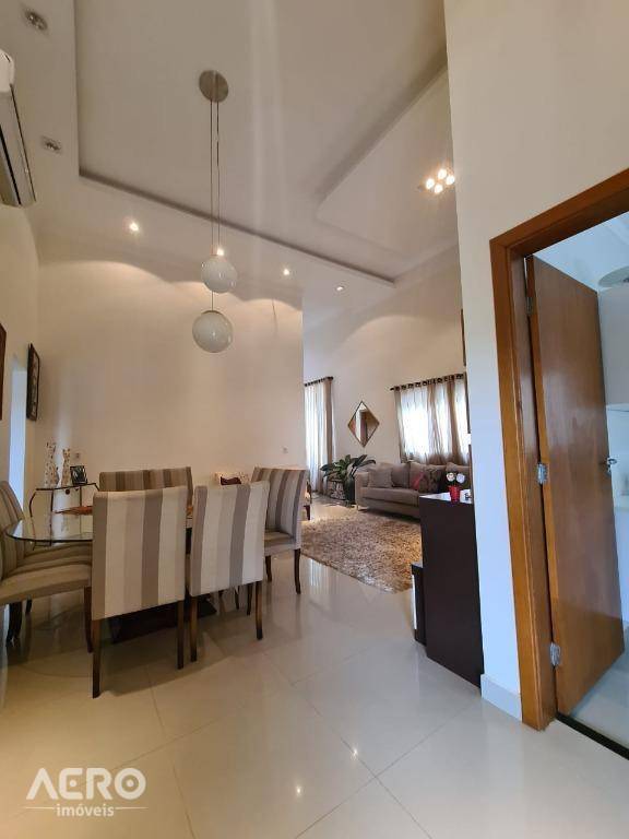 Casa de Condomínio à venda com 3 quartos, 205m² - Foto 12