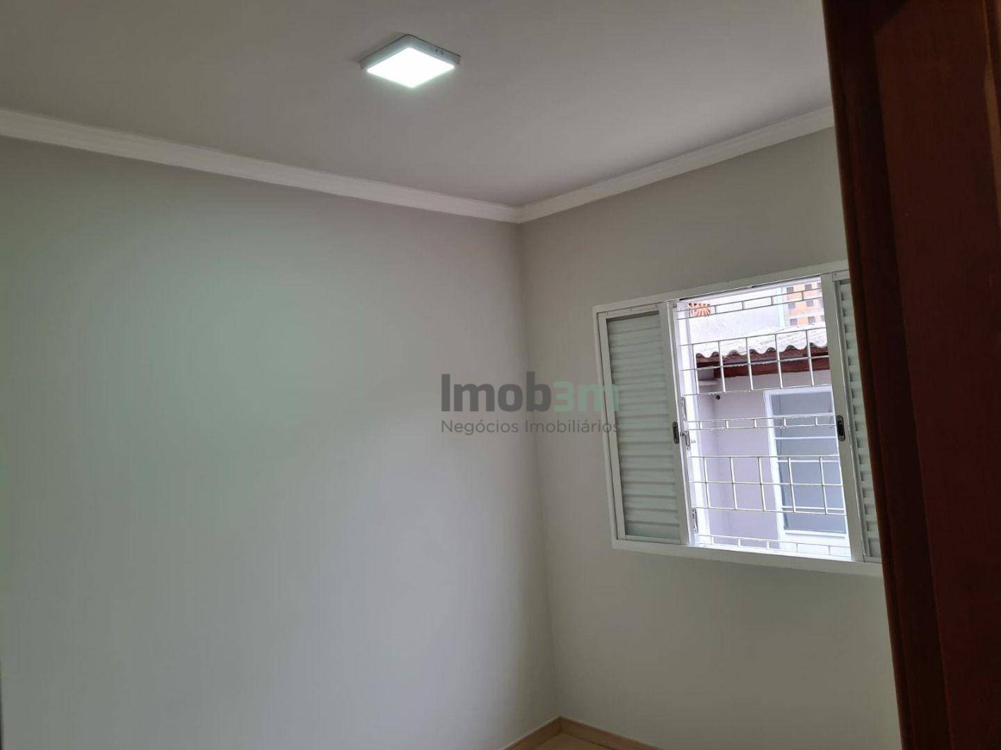 Casa à venda com 3 quartos, 160m² - Foto 14