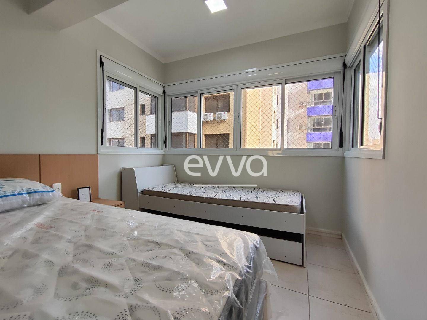 Apartamento à venda com 2 quartos, 82m² - Foto 24