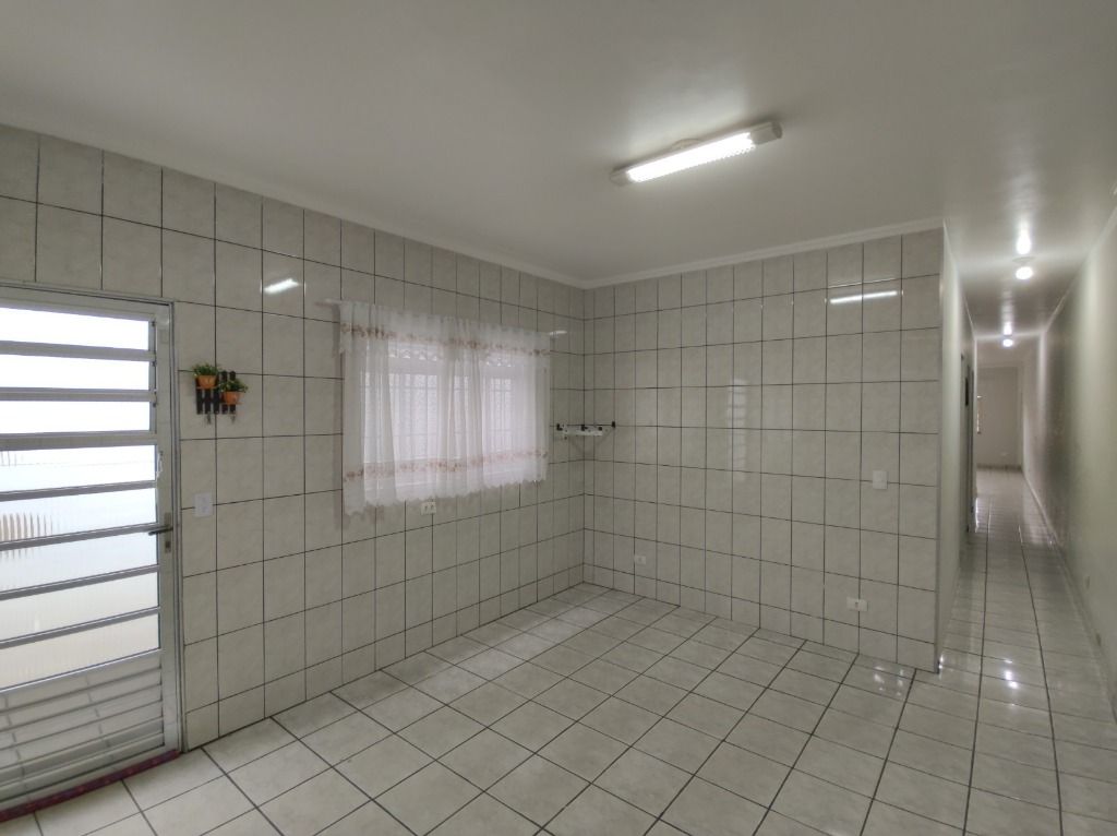 Casa à venda com 2 quartos, 210m² - Foto 10