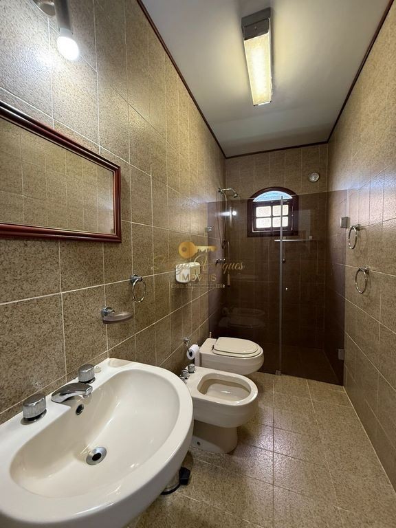 Casa à venda com 11 quartos, 1400m² - Foto 32