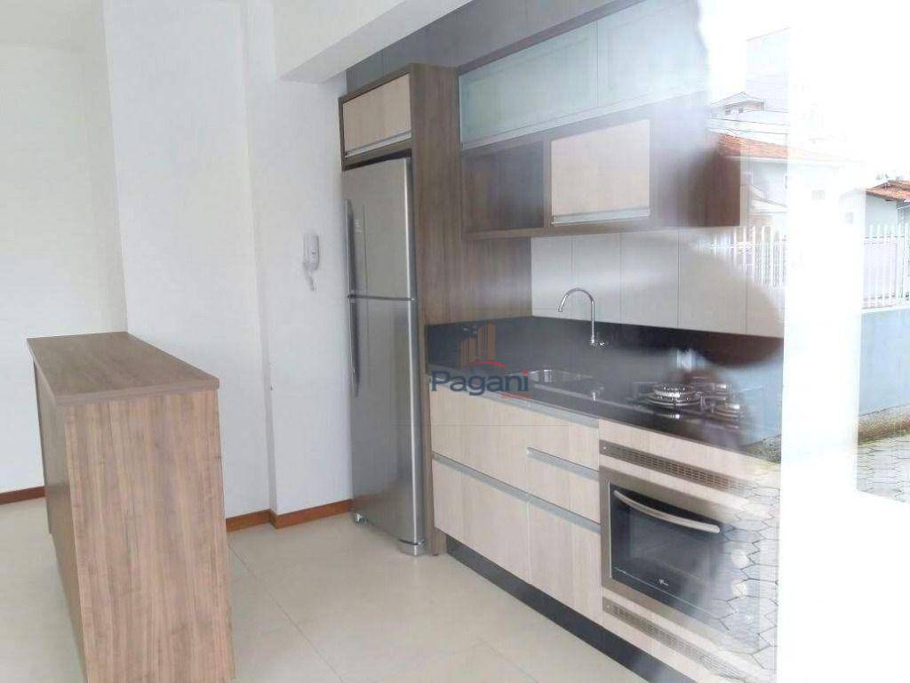 Apartamento à venda com 3 quartos, 92m² - Foto 20
