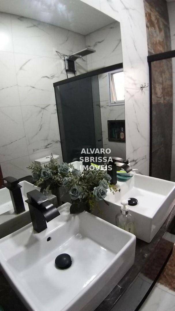 Casa de Condomínio à venda com 3 quartos, 211m² - Foto 12