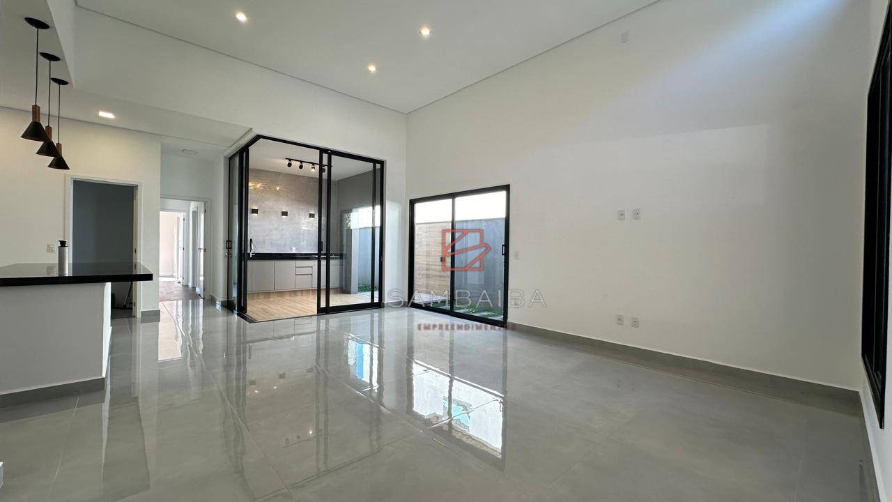 Casa à venda com 3 quartos, 165m² - Foto 4