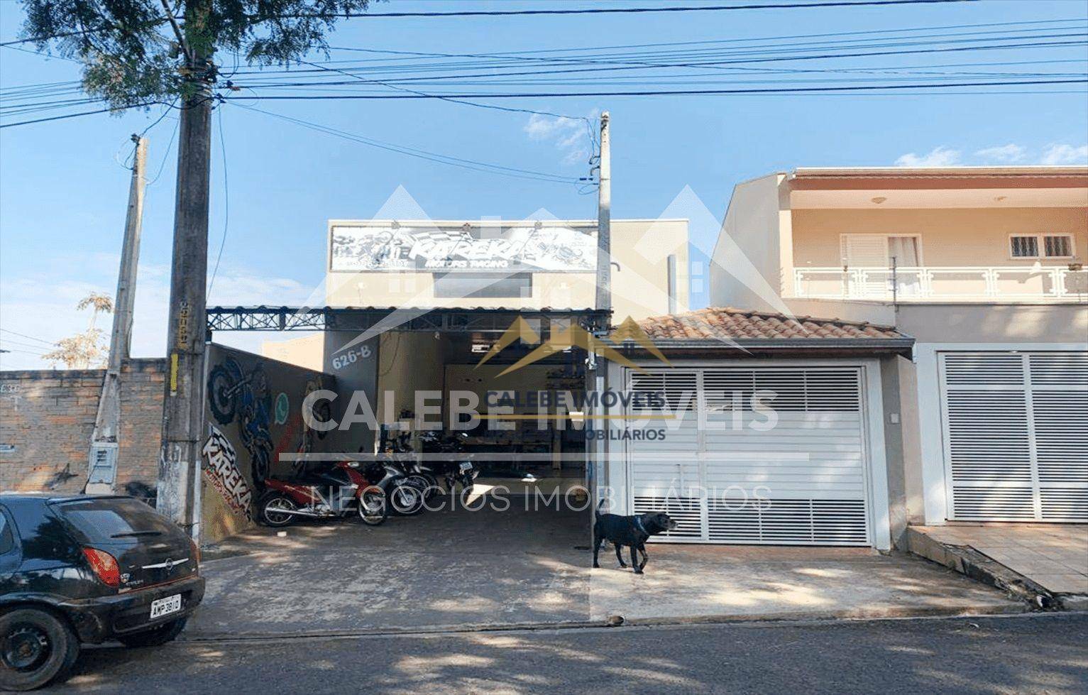 Casa à venda com 1 quarto, 166m² - Foto 1