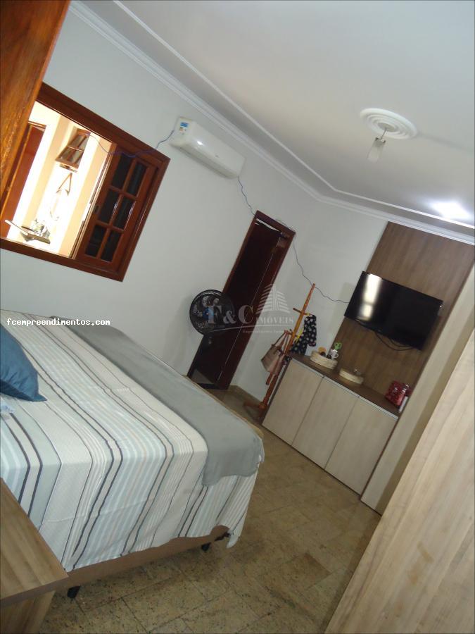 Casa à venda com 3 quartos, 300m² - Foto 9