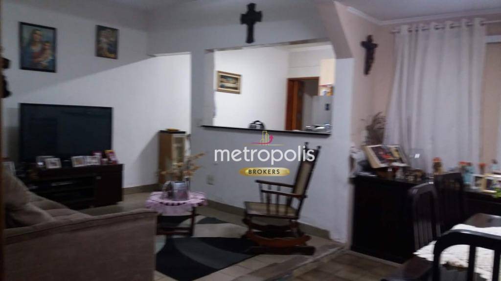 Sobrado à venda com 2 quartos, 180m² - Foto 3