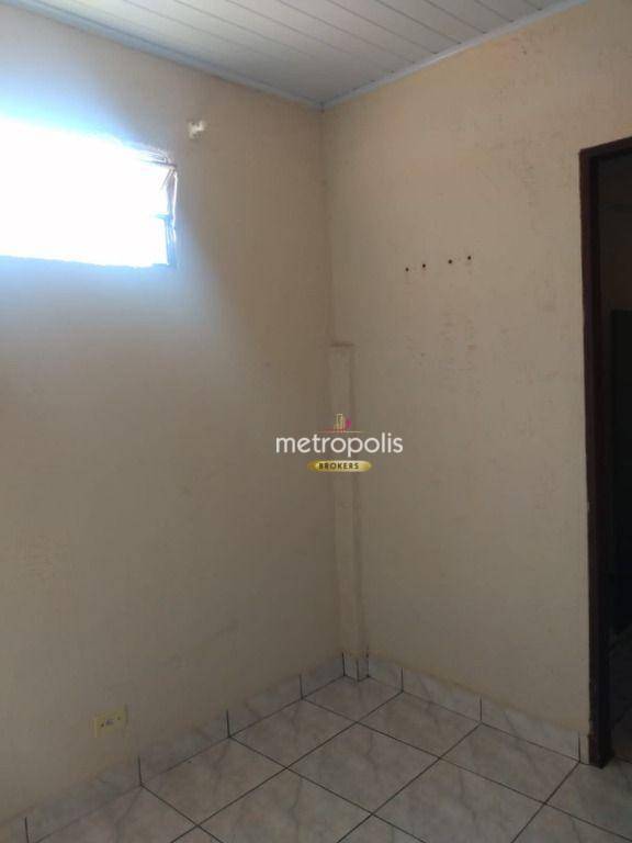 Casa à venda com 8 quartos, 250m² - Foto 12