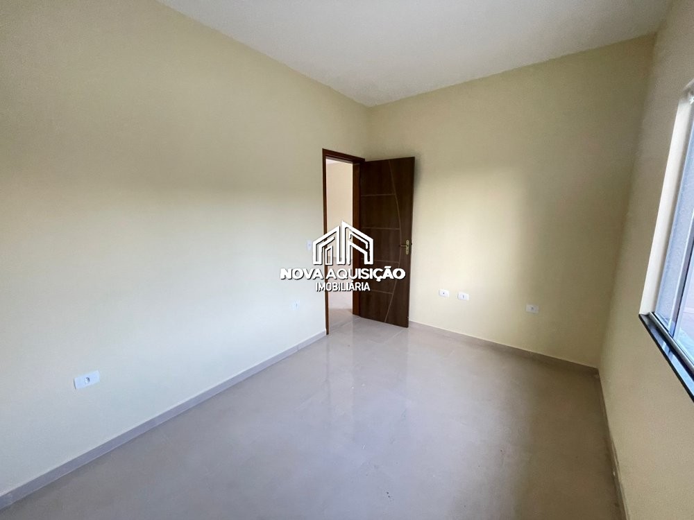 Casa à venda com 3 quartos, 82m² - Foto 9