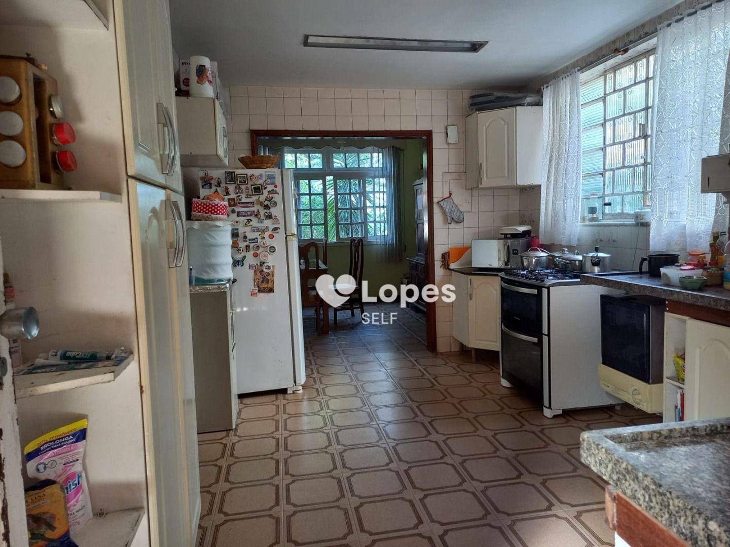 Casa à venda com 4 quartos, 279m² - Foto 24